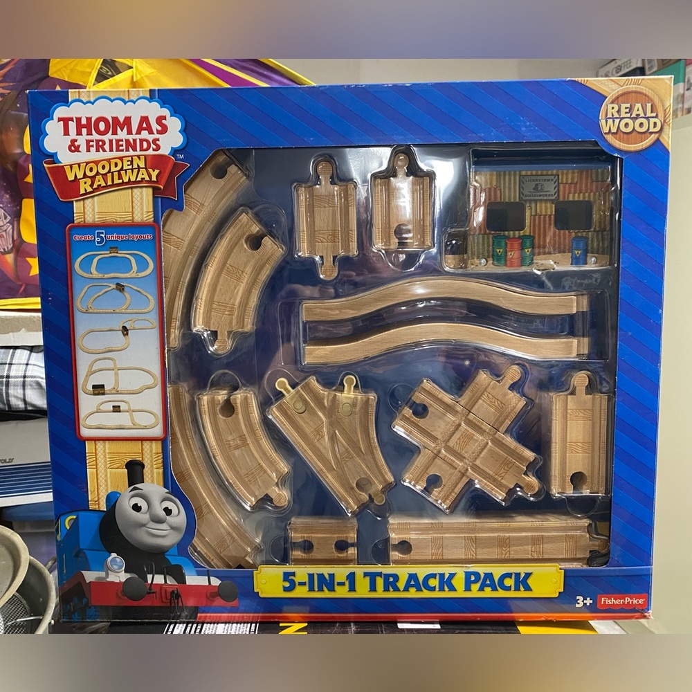 NIB Thomas the Train tracks